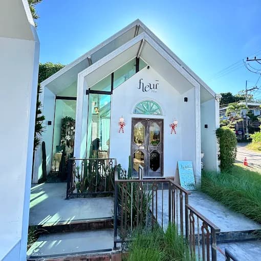 Fleur Cafe & Eatery
