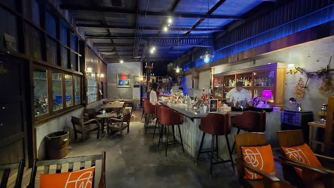 Nalanla Bar