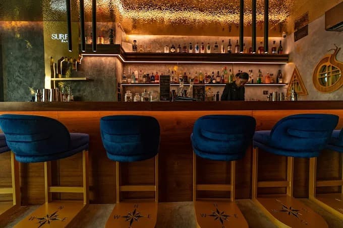 Surr Bar